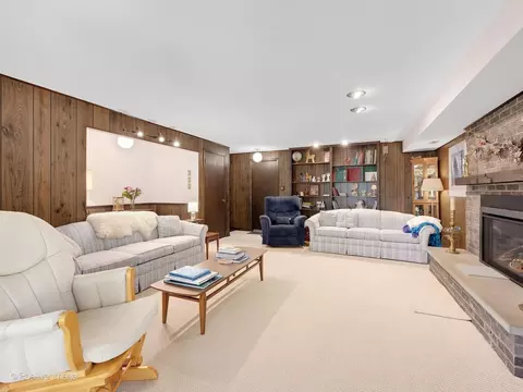 Living - 1925 Glencoe St, Wheaton, IL 60187 photo 4 of 4