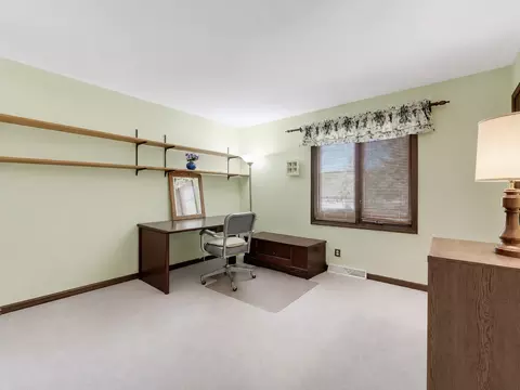 Bedroom - 1925 Glencoe St, Wheaton, IL 60187 photo 3 of 3