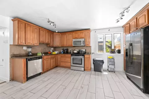 Kitchen - 8035 S Kolin Ave, Chicago, IL 60652 photo 2 of 2