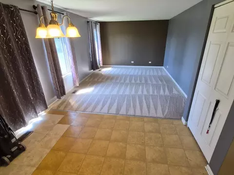 Living - 4151 Deames St, Plano, IL 60545 photo 5 of 6