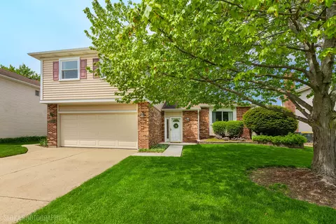 1291 Big Horn Trl, Carol Stream, IL 60188