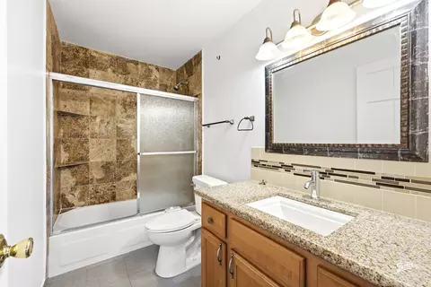 720 Hill Dr #8-302, Hoffman Estates, IL 60169 photo 23