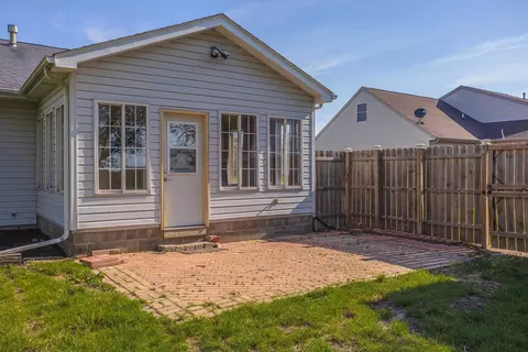 Exterior - 507 Lloyd Dr, Dwight, IL 60420 photo 9 of 10