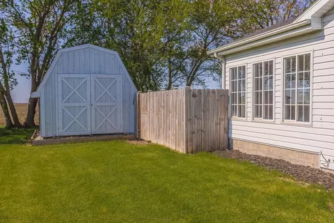 Exterior - 507 Lloyd Dr, Dwight, IL 60420 photo 10 of 10