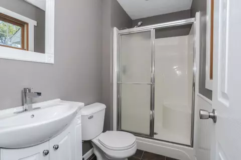 Bath - 507 Lloyd Dr, Dwight, IL 60420 photo 3 of 3