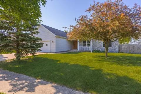 Exterior - 507 Lloyd Dr, Dwight, IL 60420 photo 2 of 10