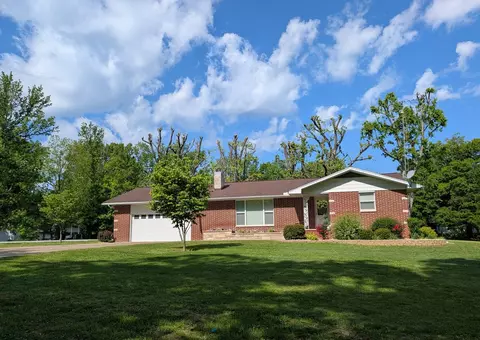 1369 Wood Rd, Murphysboro, IL 62966