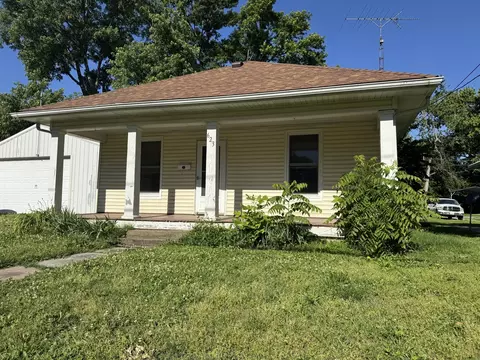 623 N 14th St, Murphysboro, IL 62966