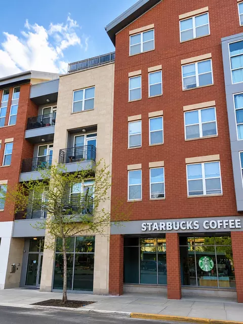 3506 S State St #312, Chicago, IL 60616