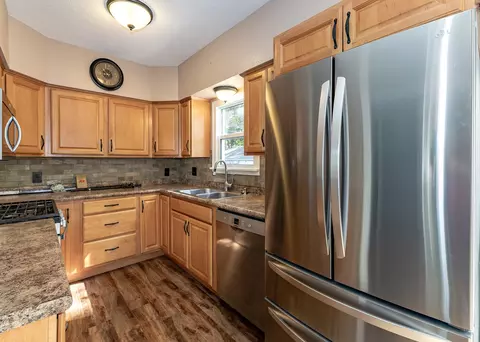 Kitchen - 1164 26th Street A St, Moline, IL 61265 photo 1 of 2