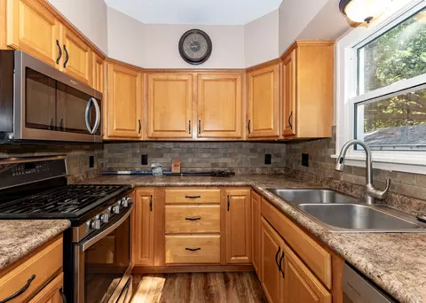 Kitchen - 1164 26th Street A St, Moline, IL 61265 photo 2 of 2