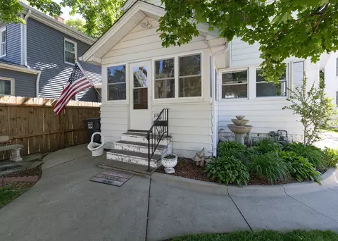 Exterior - 1164 26th Street A St, Moline, IL 61265 photo 2 of 5