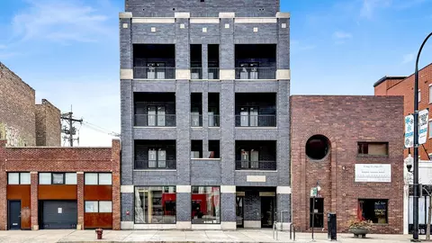 5630 N Broadway St #5E, Chicago, IL 60660