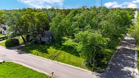 View/Area - 304 Cameron Ave, Lockport, IL 60441 photo 1 of 4