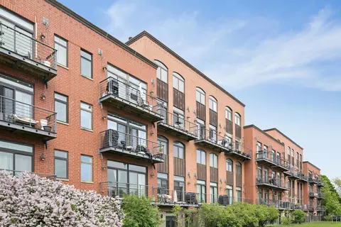1830 N Winchester Ave #216, Chicago, IL 60622
