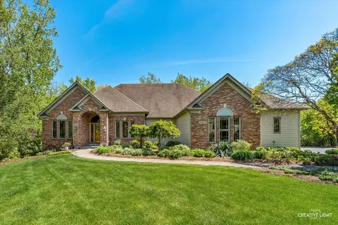 8 N419 Sunny Hill Cir, Elgin, IL 60124