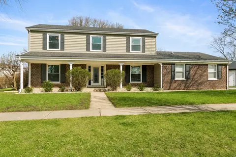 1653 N Douglas Ave, Arlington Heights, IL 60004