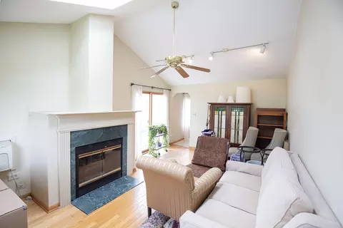 Living - 440 E Maple St, Lombard, IL 60148 photo 6 of 7