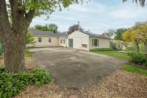 Exterior - 440 E Maple St, Lombard, IL 60148 photo 6 of 8
