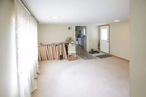 Living - 440 E Maple St, Lombard, IL 60148 photo 4 of 7