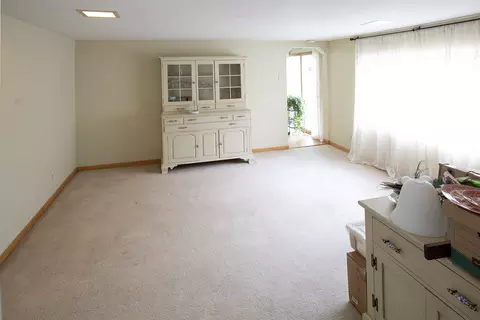 Living - 440 E Maple St, Lombard, IL 60148 photo 3 of 7