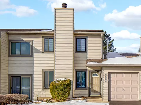 6318 Prideham St, Downers Grove, IL 60515