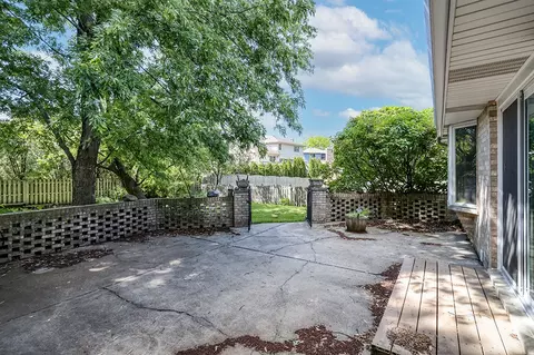 Exterior - 1117 Michael St, Lockport, IL 60441 photo 2 of 4