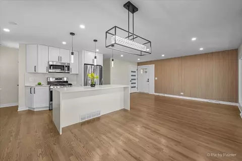 1535 Marshall Dr, Des Plaines, IL 60018 photo 9