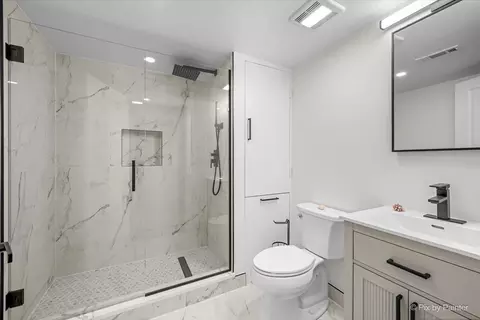 1535 Marshall Dr, Des Plaines, IL 60018 photo 28