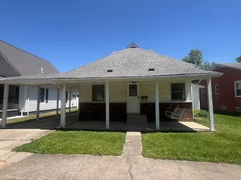 312 N 12th St, Herrin, IL 62948