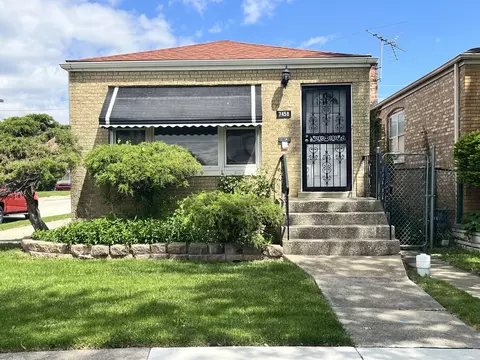 7458 W 64th Pl, Summit, IL 60501