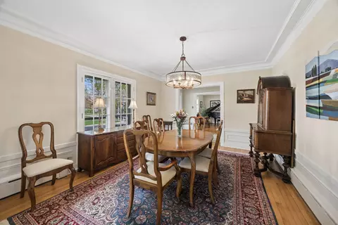 Dining - 752 Lathrop Ave, River Forest, IL 60305 photo 2 of 3