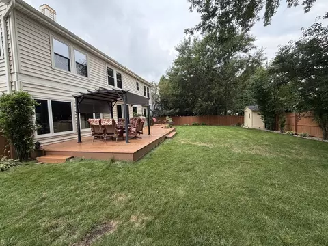 Exterior - 1362 Nightingale Ln, Bartlett, IL 60103 photo 3 of 8