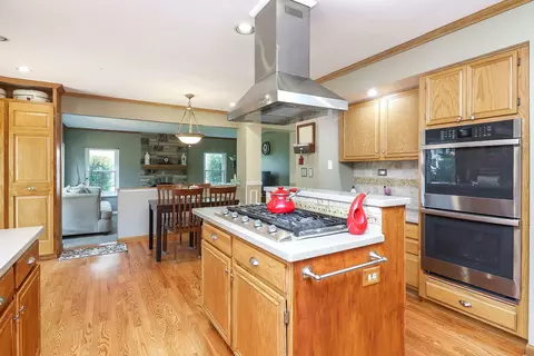 Kitchen - 1362 Nightingale Ln, Bartlett, IL 60103 photo 3 of 3
