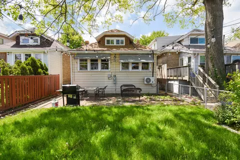 Exterior - 1437 Maple Ave, Berwyn, IL 60402 photo 4 of 5