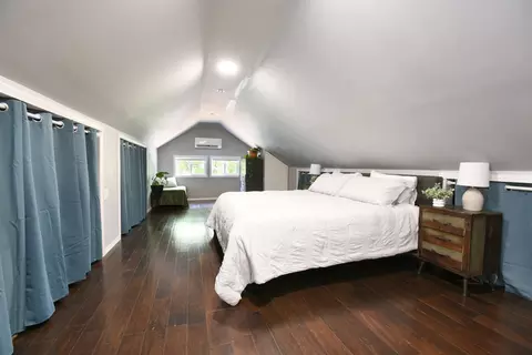 Bedroom - 1437 Maple Ave, Berwyn, IL 60402 photo 4 of 5