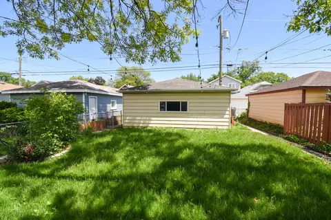 Exterior - 1437 Maple Ave, Berwyn, IL 60402 photo 5 of 5