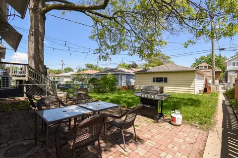 Exterior - 1437 Maple Ave, Berwyn, IL 60402 photo 2 of 5