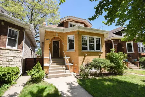 1437 Maple Ave, Berwyn, IL 60402