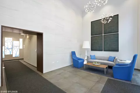 Living - 8 E Randolph St #3102, Chicago, IL 60601 photo 1 of 4