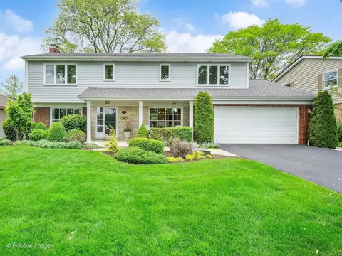 130 Naperville Rd, Clarendon Hills, IL 60514