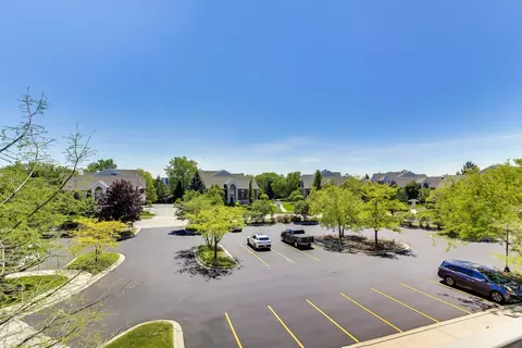 Exterior - 511 Prestwick Ln #307, Wheeling, IL 60090 photo 4 of 6