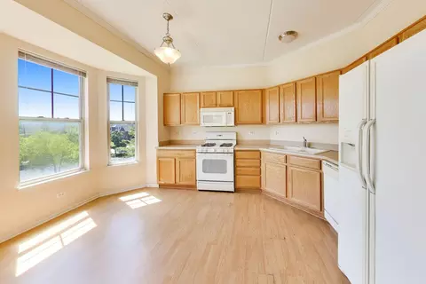 Kitchen - 511 Prestwick Ln #307, Wheeling, IL 60090 photo 1 of 1