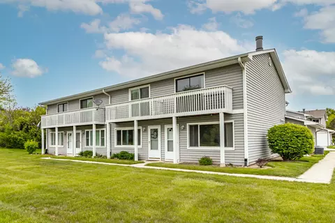 17490 W Chestnut Ln #10D, Gurnee, IL 60031