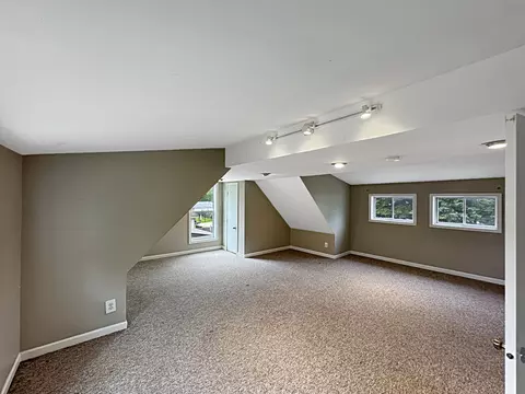 Bedroom - 700 E Canal Ave, Ottawa, IL 61350 photo 5 of 6