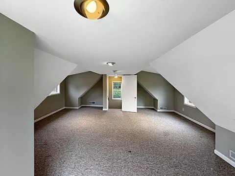 Bedroom - 700 E Canal Ave, Ottawa, IL 61350 photo 6 of 6