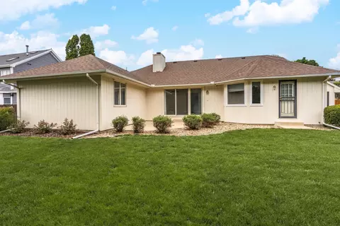 Exterior - 5 Downing Cir, Bloomington, IL 61704 photo 4 of 14