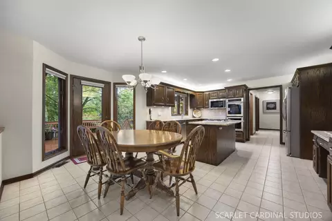 Kitchen - 809 Glenmore Ct, Naperville, IL 60540 photo 1 of 4