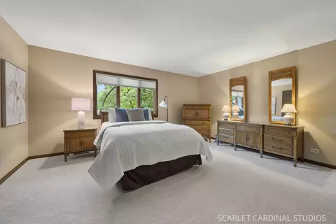 Bedroom - 809 Glenmore Ct, Naperville, IL 60540 photo 3 of 7