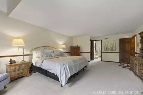 Bedroom - 809 Glenmore Ct, Naperville, IL 60540 photo 2 of 7